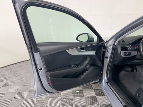 Used 2017 Audi A4 2.0T Premium image 20