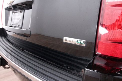 Used 2011 Chevrolet Suburban LTZ image 92