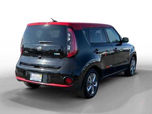 Used 2017 Kia Soul EV + image 5