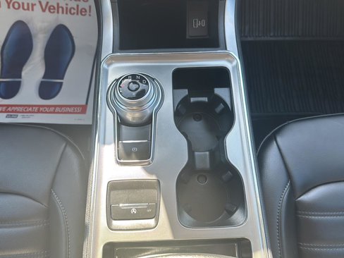 Used 2022 Ford Edge SEL w/ Convenience Package image 15