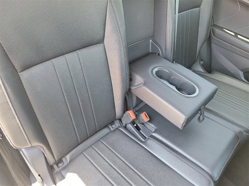 Used 2022 Volkswagen Tiguan SE image 21