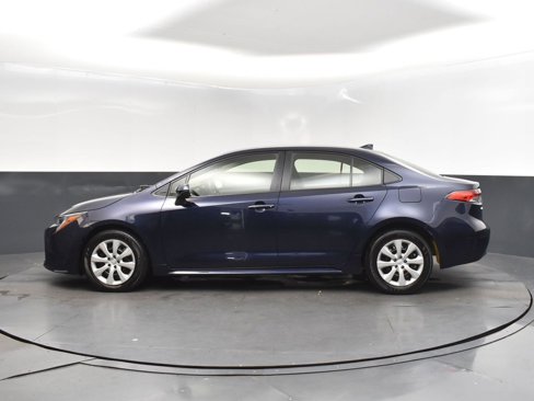 Used 2023 Toyota Corolla LE image 4