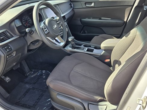Used 2019 Kia Optima LX image 9