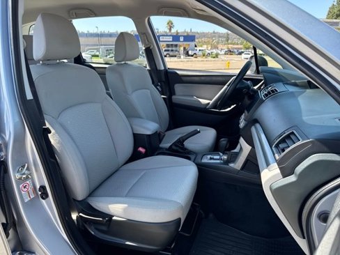 Used 2017 Subaru Forester 2.5i w/ Alloy Wheel Package image 21