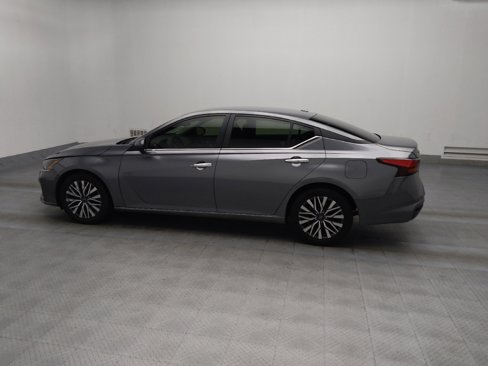 Used 2023 Nissan Altima 2.5 SV image 3