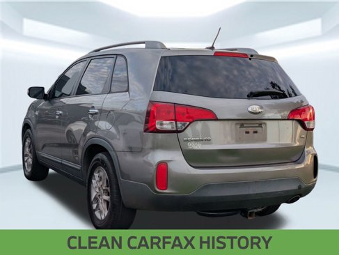 Used 2015 Kia Sorento LX image 8