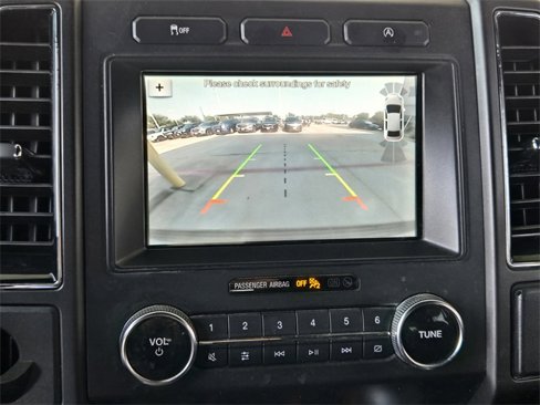 Used 2019 Ford Expedition Max Limited image 14