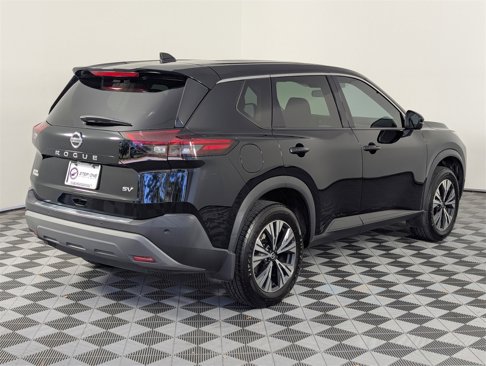 Used 2021 Nissan Rogue SV image 5