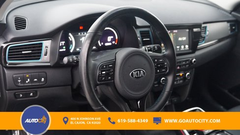 Used 2019 Kia Niro EX Premium image 17