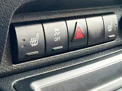 Used 2016 Jeep Patriot High Altitude image 19