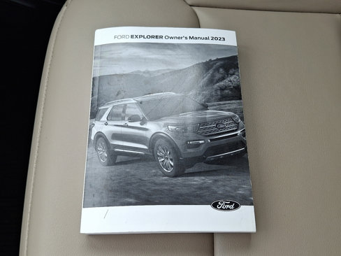 Used 2023 Ford Explorer XLT w/ Equipment Group 202A image 31