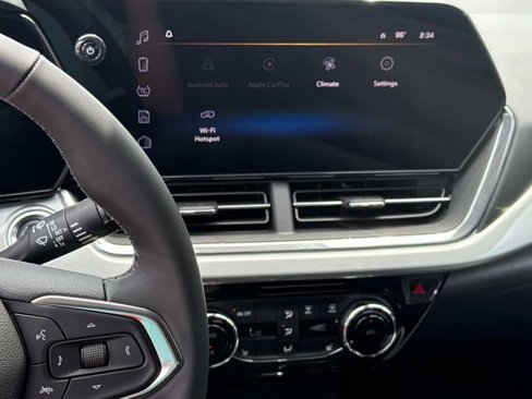 New 2025 Chevrolet Trax LT w/ Driver Confidence Package image 24