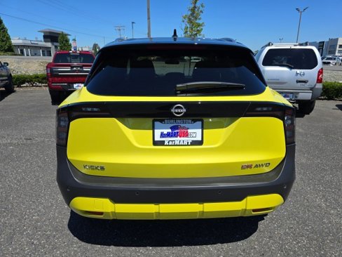 New 2025 Nissan Kicks SR w/ SR Premium Package image 5