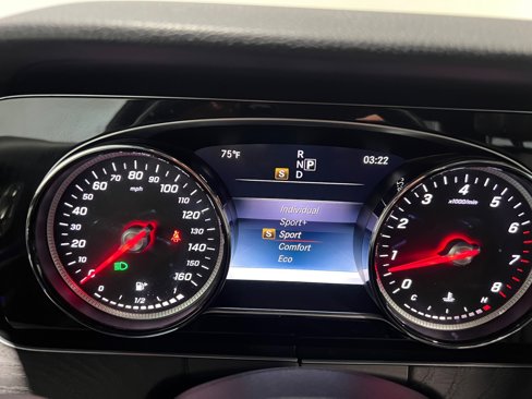 Used 2017 Mercedes-Benz E 300 4MATIC image 24