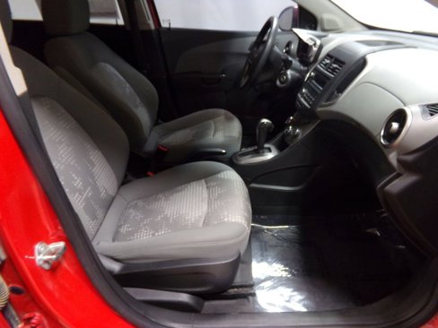 Used 2016 Chevrolet Sonic LS image 8