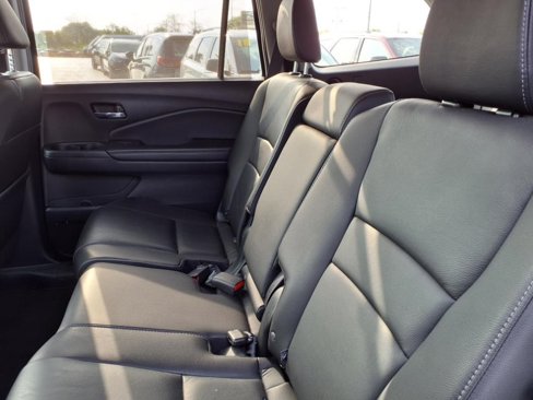 Used 2021 Honda Pilot Special Edition image 12