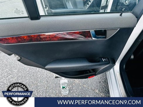 Used 2009 Mercedes-Benz C 300 Sport image 15