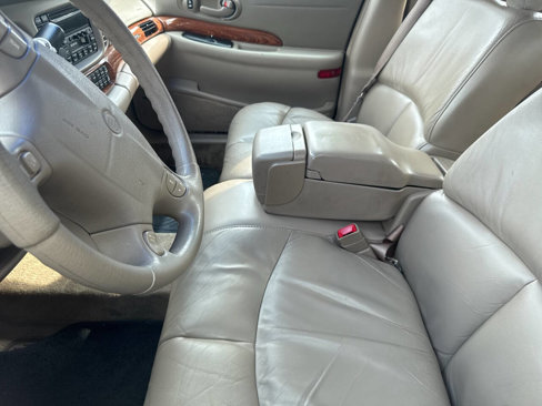 Used 2001 Buick Le Sabre Custom w/ Prestige Pkg image 5