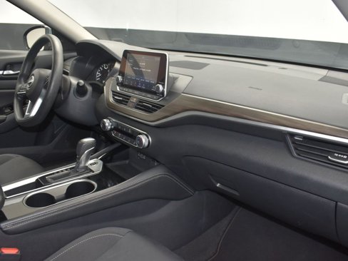 Used 2023 Nissan Altima 2.5 SV image 21