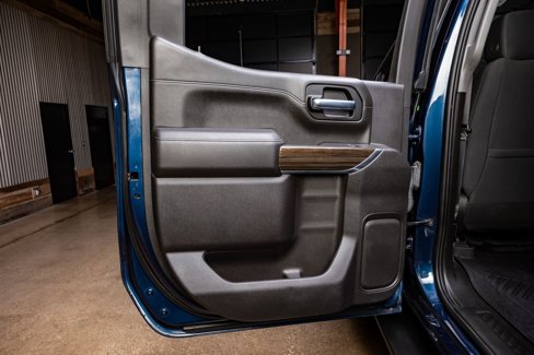 Used 2021 Chevrolet Silverado 1500 LT Trail Boss w/ Convenience Package II image 38