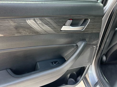 Used 2019 Hyundai Sonata Limited w/ Ultimate Package 04 image 15