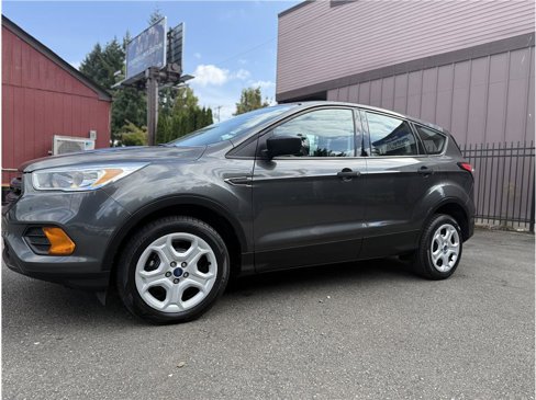 Used 2017 Ford Escape S image 2
