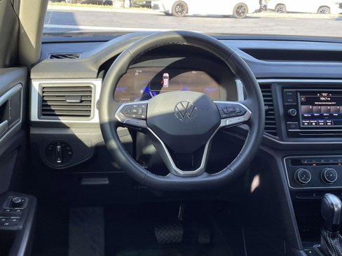 Used 2023 Volkswagen Atlas SE image 20