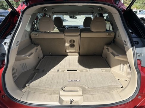 Used 2015 Nissan Rogue SV w/ SV Premium Package image 13