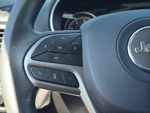 Used 2020 Jeep Cherokee Latitude w/ Mobile Office Group image 20