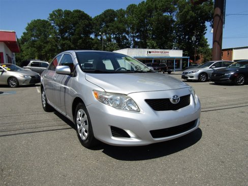 Used 2010 Toyota Corolla image 11