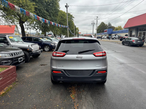 Used 2014 Jeep Cherokee Latitude w/ Comfort/Convenience Group image 5