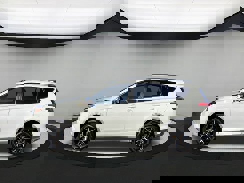 Used 2018 Toyota RAV4 SE image 5