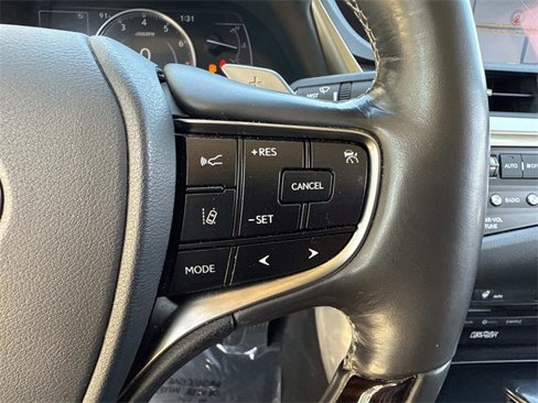 Used 2019 Lexus ES 350 image 28