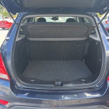 Used 2018 Chevrolet Trax LT w/ LT Convenience Package image 6