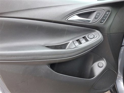 Certified 2022 Buick Encore GX Essence w/ Experience Buick Package image 12