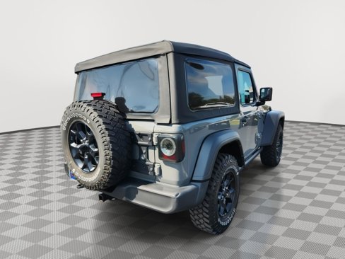 Used 2022 Jeep Wrangler Willys image 4