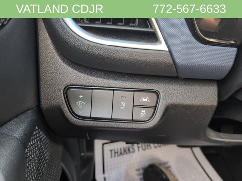 Used 2023 Kia Seltos S image 17