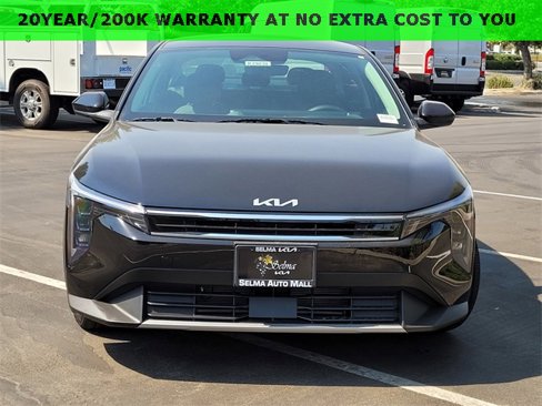 New 2025 Kia K4 EX image 2