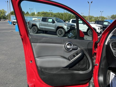 Used 2016 FIAT 500X Easy image 9
