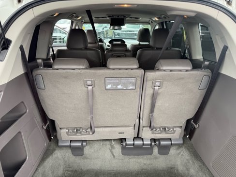 Used 2016 Honda Odyssey Touring image 16