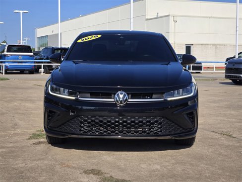 Used 2025 Volkswagen Jetta Sport image 2