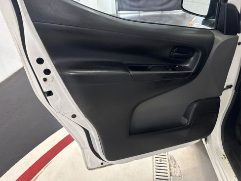 Used 2015 Chevrolet City Express LS image 23