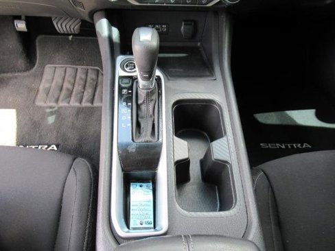 Used 2022 Nissan Sentra SV w/ Trunk Package image 22