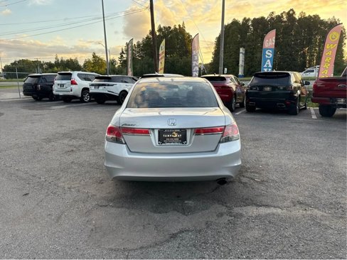 Used 2011 Honda Accord EX-L image 6