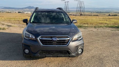 Used 2019 Subaru Outback 2.5i Premium image 3