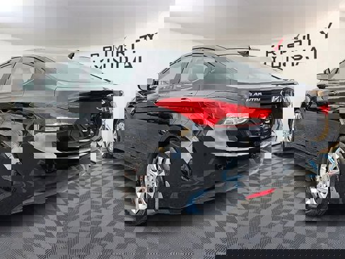 Used 2013 Hyundai Elantra GLS image 6