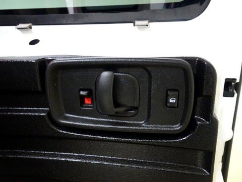 Used 2019 Chevrolet Express 2500 w/ Driver Convenience Package image 16
