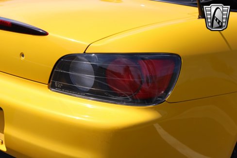 Used 2001 Honda S2000 image 11