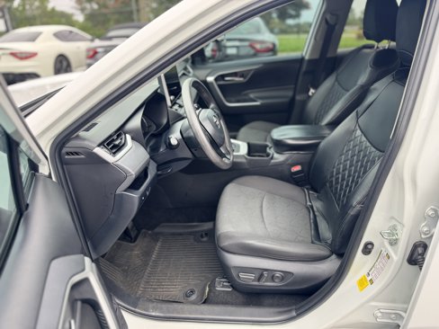Used 2023 Toyota RAV4 XLE image 15