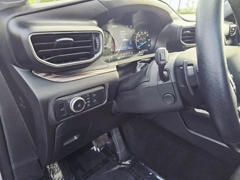 Used 2021 Ford Explorer Limited w/ Equipment Group 301A image 21